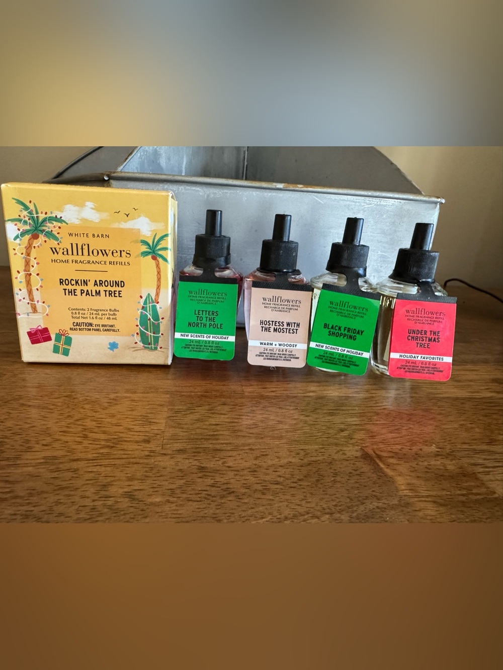 Bath & Body Works Wallflowers Holiday Refills Bundle – 6